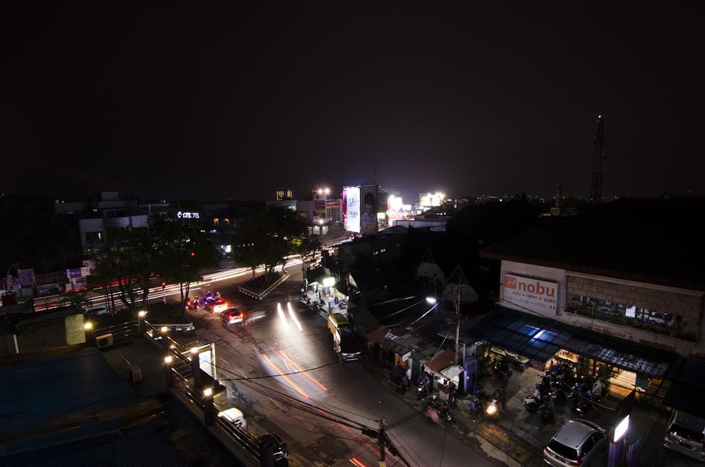 Guest House Salon Fora Gegerkalong Setiabudhi Bandung Eksteriør billede